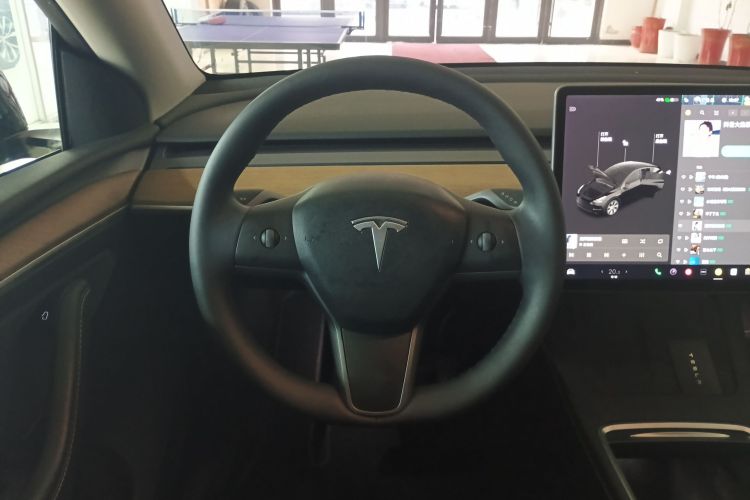 特斯拉 Model Y 2021款 长续航全轮驱动版局部细节13