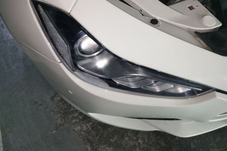 玛莎拉蒂 Ghibli 2014款 3.0T 标准版车身外观8