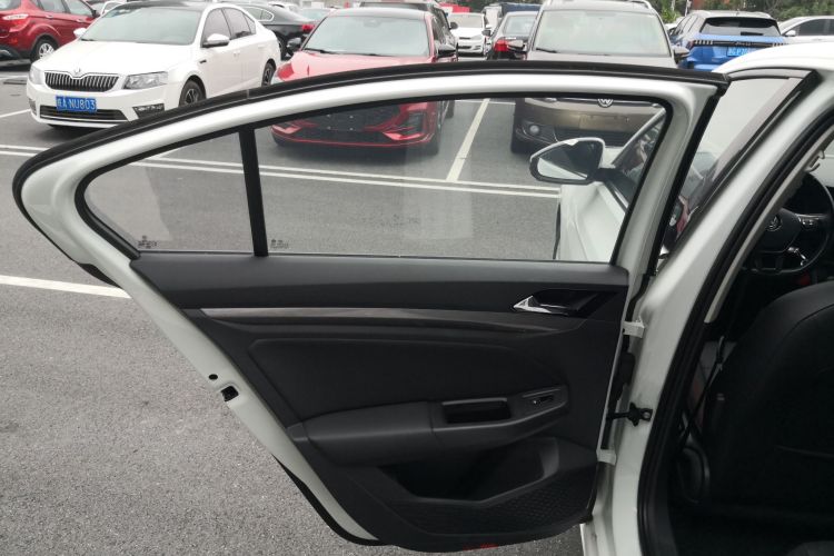 大众 宝来 2020款 1.5L 自动舒适型中控内饰7008