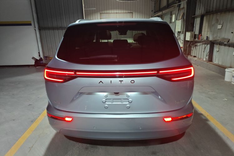 鸿蒙智行 问界M7 2024款 1.5T 智驾后驱Pro版 5座车身外观6004