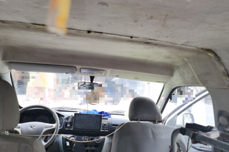 金龙 凯锐浩克 2019款 2.2L M1标准型平顶V22局部细节22