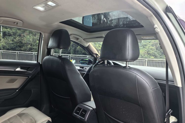 大众 高尔夫 2017款 230TSI 自动豪华百万辆纪念版中控内饰22