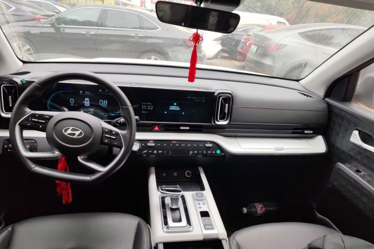 北京现代ix35 2023款 沐飒 2.0L 豪华版DLX中控内饰18