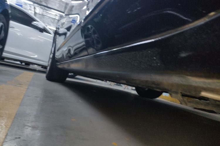 别克 君越 2018款 30H 精英型局部细节9002