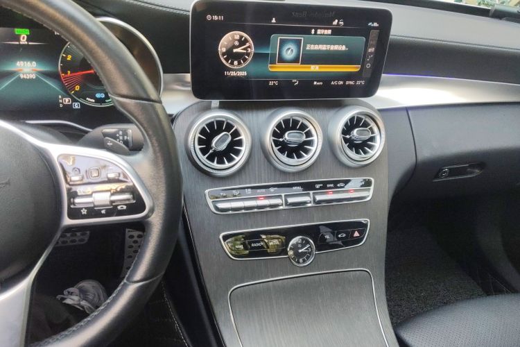 奔驰C级 2020款 改款 C 260 L中控内饰16