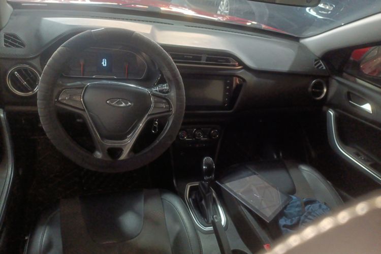 奇瑞 瑞虎3X 2018款 1.5L 自动精英版中控内饰12