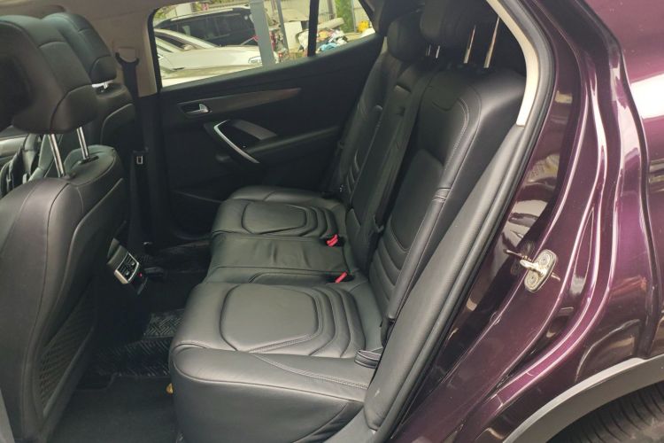 DS 6 2016款 1.6T 豪华版THP160中控内饰7004