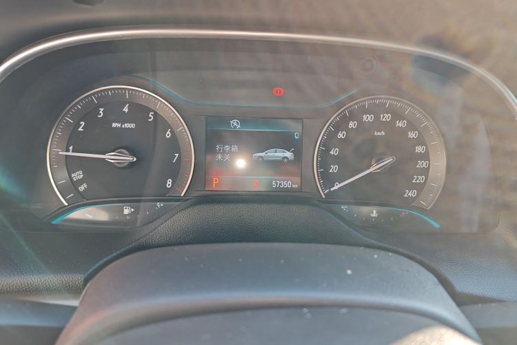 别克 英朗 2015款 15N 自动精英型中控内饰14