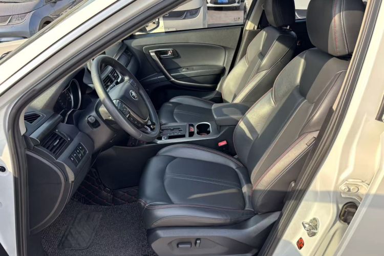 奔腾X80 2017款 1.8T 自动豪华型中控内饰19