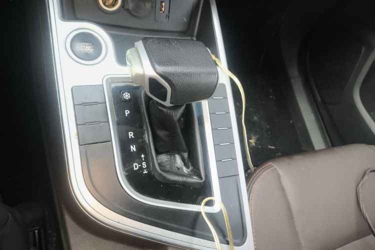 东风风行 景逸X5 2017款 1.6L CVT尊享型中控内饰18