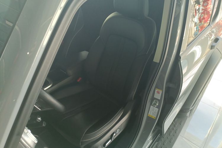 坦克300 2024款 2.0T 征服者中控内饰19