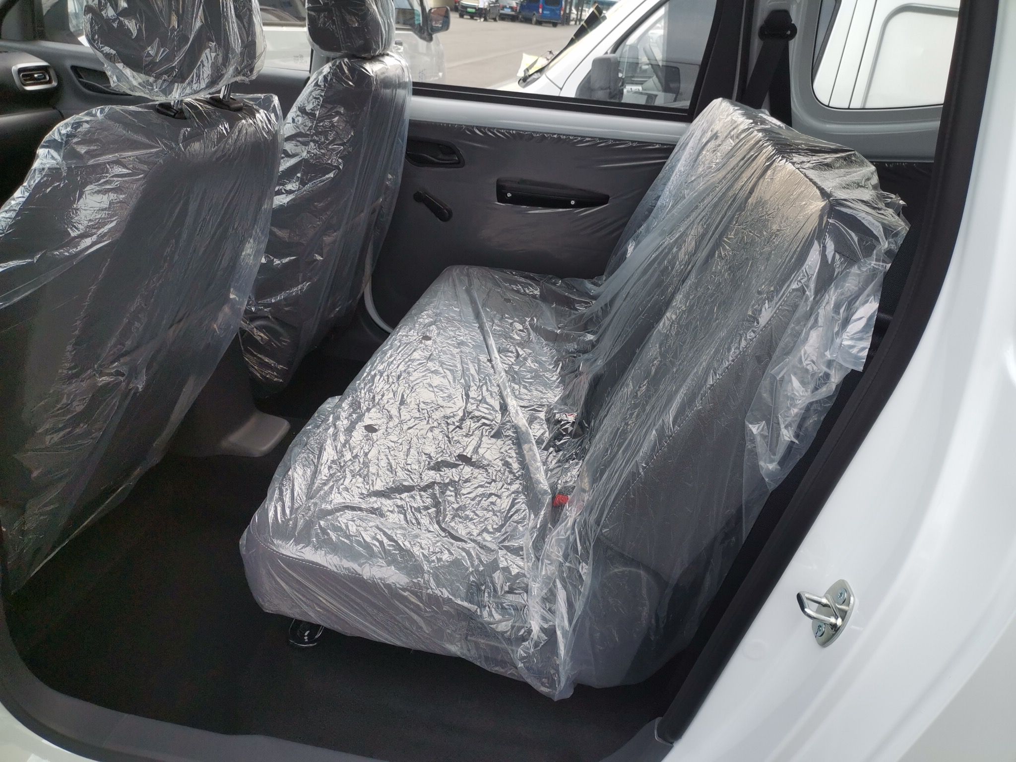 五菱汽车 五菱宏光新能源 2024款 纯电版 300KM 标准型