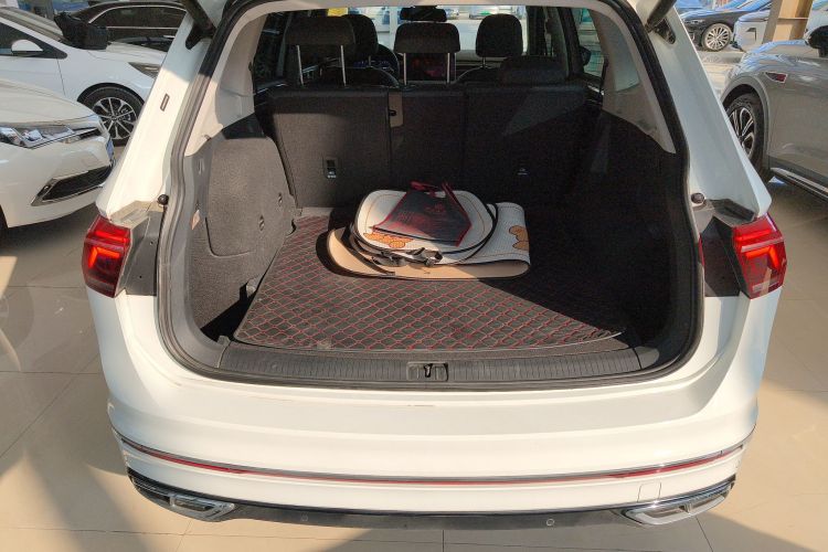 大众 途观L新能源 2023款 430PHEV 插电混动尊贵版机舱底盘23