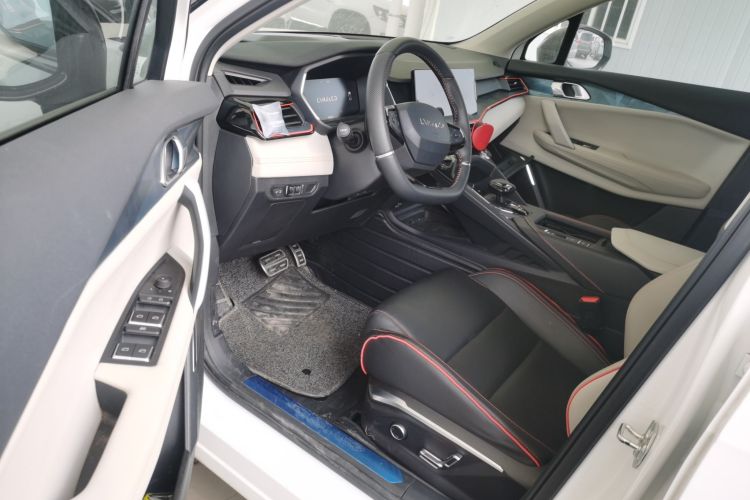 领克06 2021款 1.5T Shero粉色特别版中控内饰20