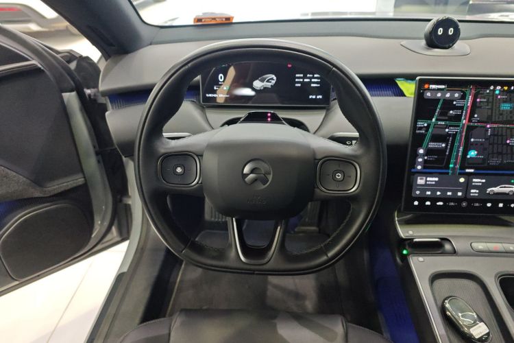 蔚来ET5T 2023款 75kWh Touring中控内饰13