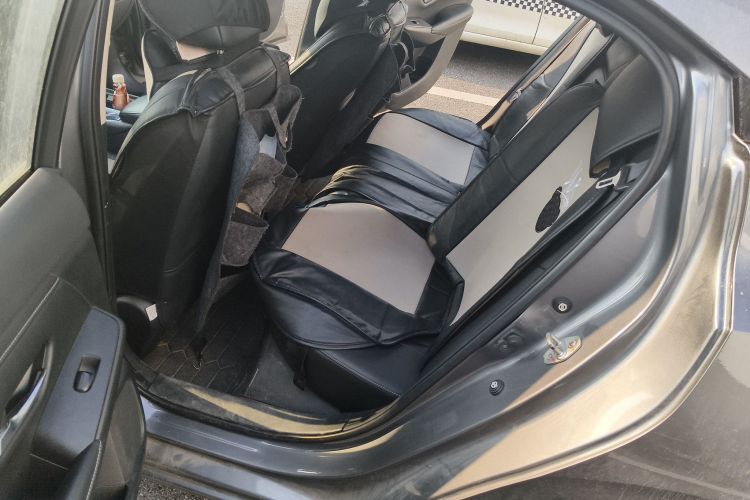 日产 轩逸 2021款 1.6L XL CVT悦享版中控内饰21