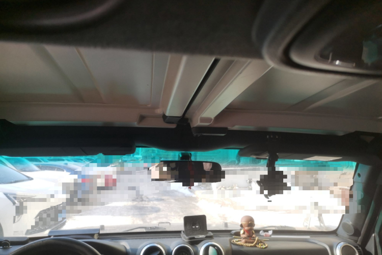 北京越野 北京BJ40 2016款 40L 2.3T 自动四驱尊享版中控内饰22