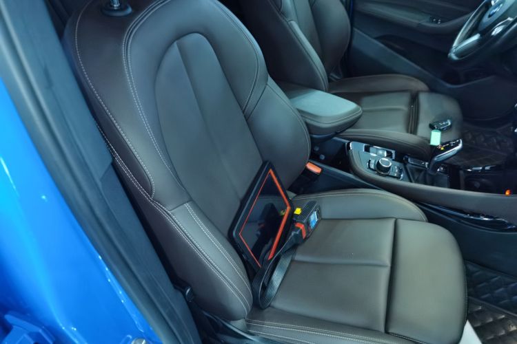 宝马X2 2020款 sDrive25i 领先型M运动套装中控内饰41