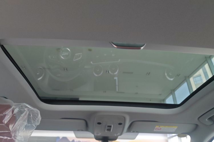 奥迪Q2L 2025款 35TFSI 时尚动感型中控内饰22