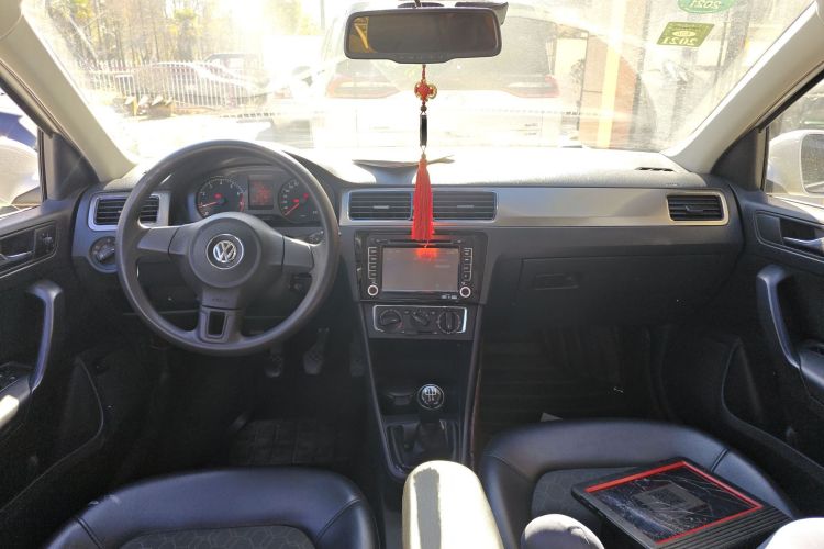 大众 桑塔纳 2015款 1.6L 手动舒适版中控内饰7002