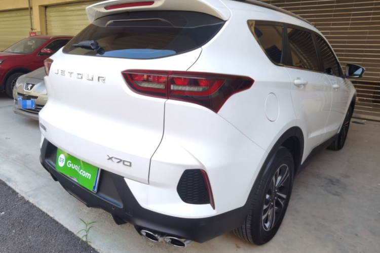 捷途X70 2024款 1.5T DCT跃享版 5座车身外观7