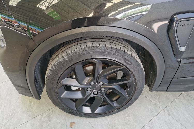 领克01 2021款 2.0TD 四驱暗夜版车身外观6007