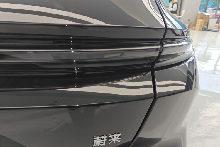 蔚来ET5T 2025款 75kWh Touring车身外观9