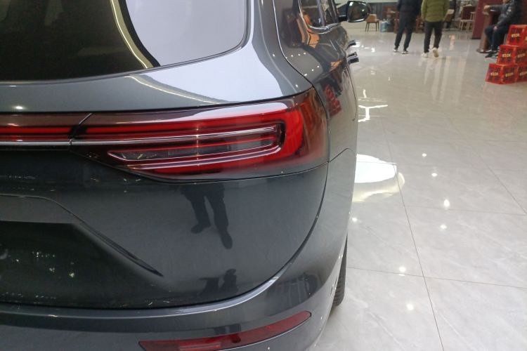 鸿蒙智行 问界M7 2022款 1.5T 四驱旗舰版车身外观6006