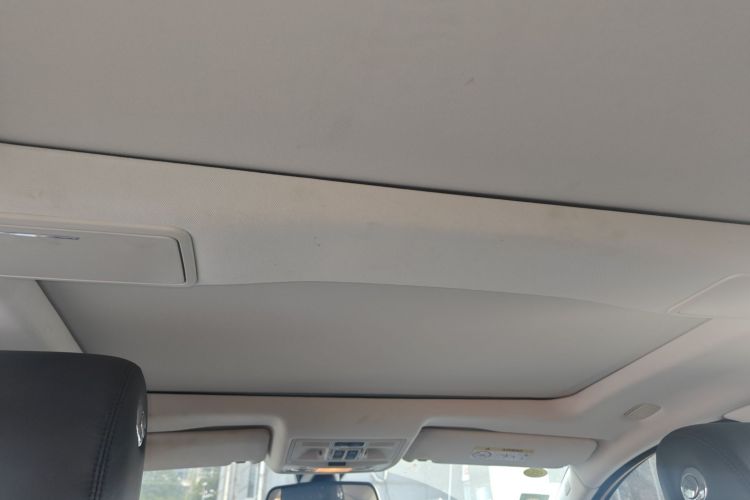 捷豹XJ 2015款 XJL 2.0T 典雅商务80周年典藏版局部细节22