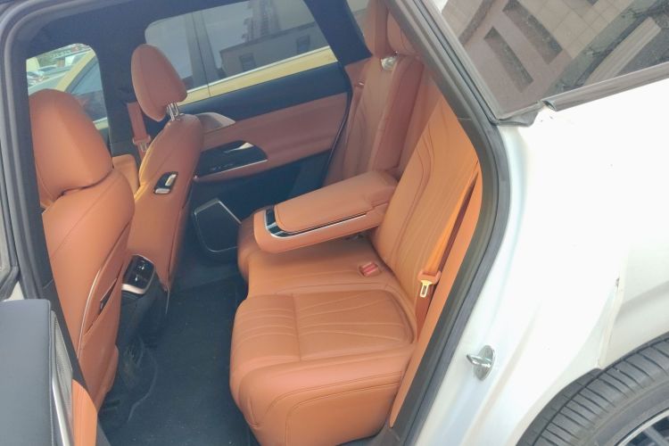 小鹏G9 2022款 650 性能版Pro中控内饰7004