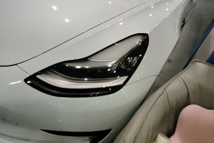 特斯拉 Model 3 2020款 改款 标准续航后驱升级版局部细节36