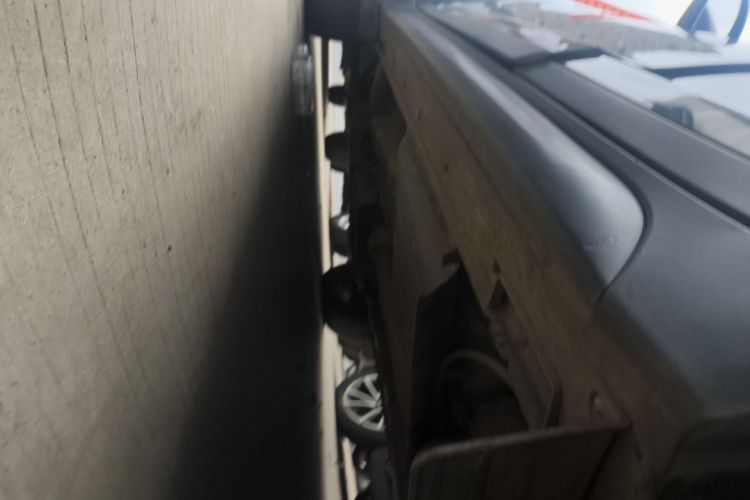 现代 途胜 2015款 1.6T 双离合两驱舒适型局部细节9002