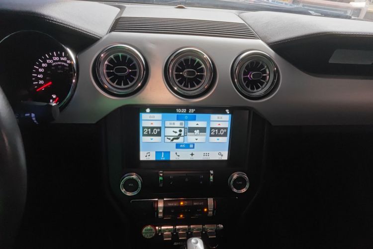 福特 Mustang 2017款 2.3T 性能版局部细节16