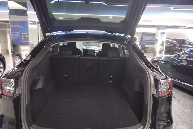 特斯拉 Model Y 2023款 后轮驱动版机舱底盘23