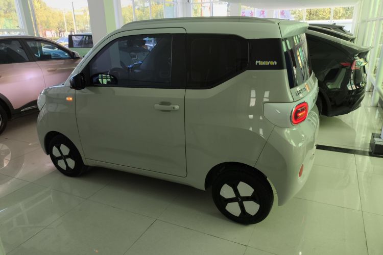 五菱汽车 宏光MINIEV 2024款 第三代 215km 进阶版车身外观6003