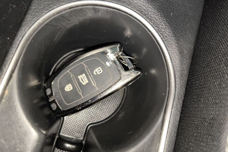 现代 领动 2016款 1.6L 自动智炫·精英型中控内饰11