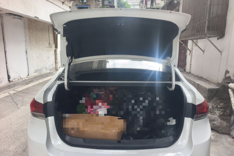 别克 英朗 2021款 改款 典范 1.5L 自动精英型中控内饰23