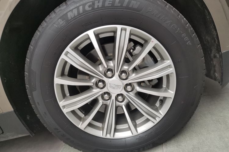 凯迪拉克XT5 2018款 25T 豪华型车身外观10