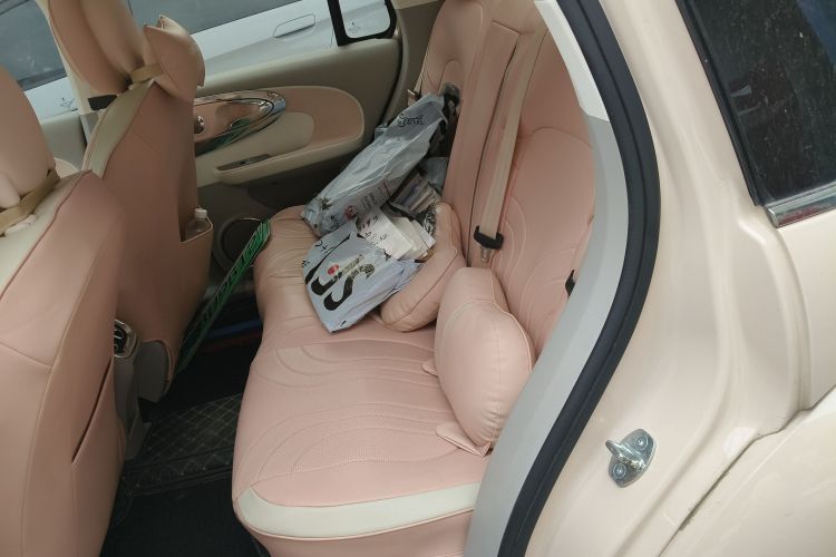 欧拉芭蕾猫 2022款 401km 胡桃夹子版中控内饰7004