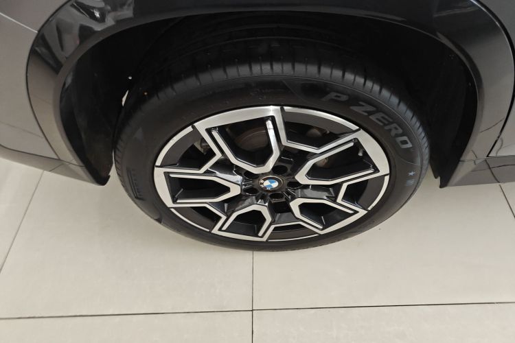 宝马X1 2023款 sDrive25Li X设计套装车身外观6008