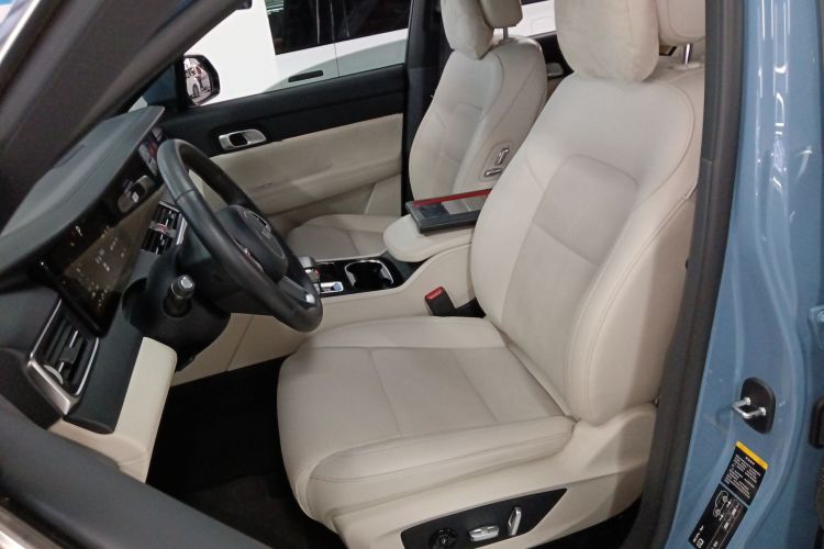 理想汽车 理想ONE 2021款 增程6座版局部细节19