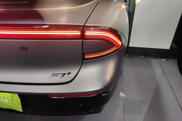 小鹏P7+ 2024款 限定版 Max车身外观9