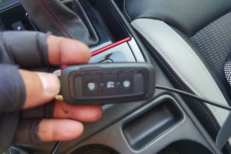 观致5 2018款 改款 1.6T 自动尊贵型中控内饰11