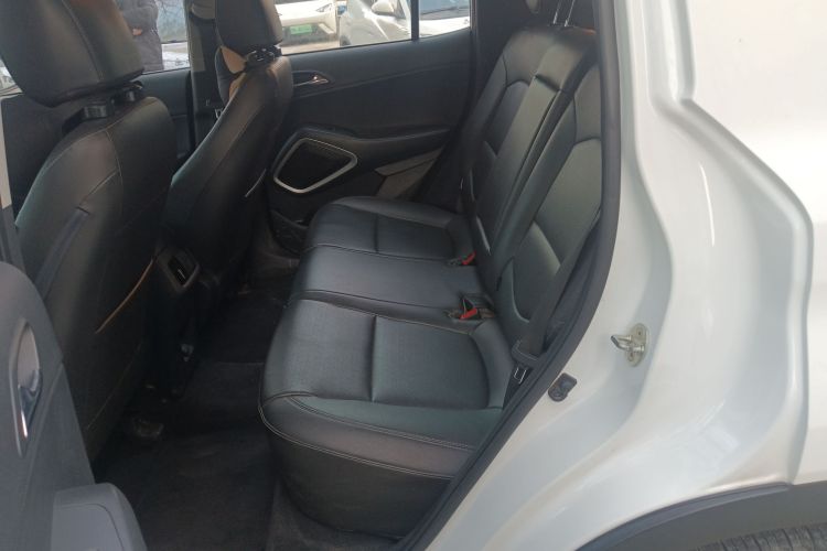 北京现代ix35 2018款 2.0L 自动两驱智勇·畅享版中控内饰21