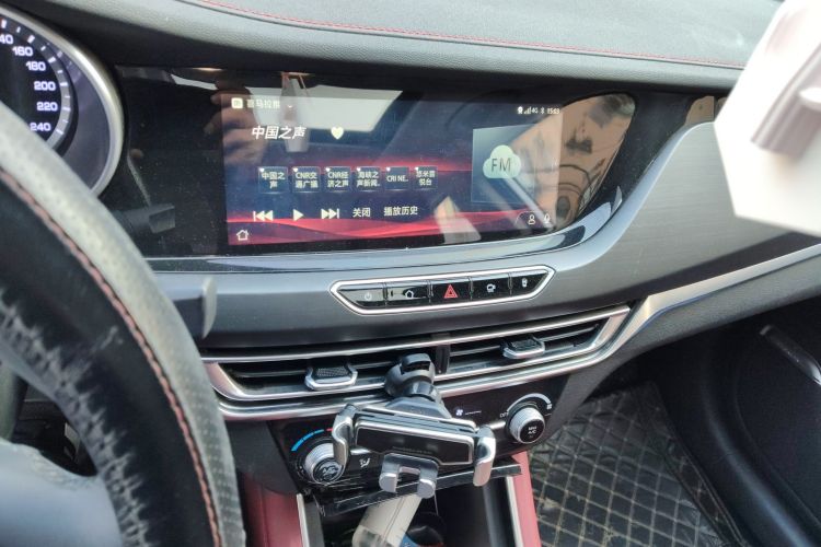 长安 逸动 2019款 蓝鲸版 280T GDI DCT极速型中控内饰16