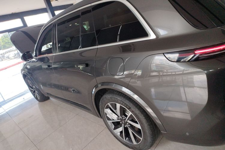 理想汽车 理想L8 2023款 Pro车身外观6003