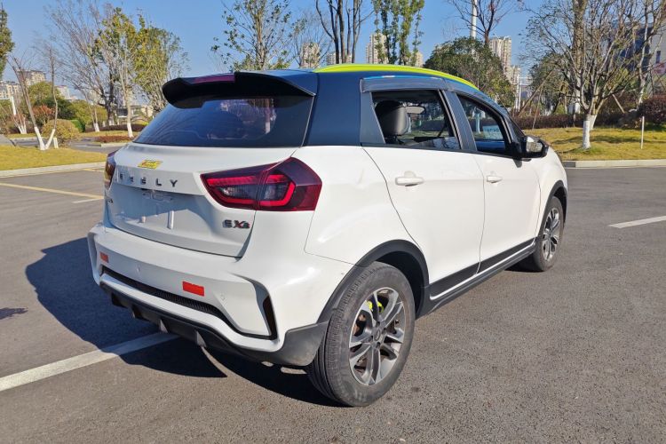 吉利几何 EX3 功夫牛 2021款 坚强牛牛车身外观6005