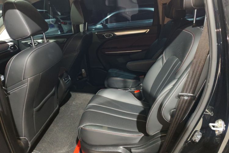 广汽传祺 传祺M6 2023款 PRO 270T DCT豪华版中控内饰7004