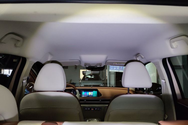 欧拉好猫 2022款 400km标准续航 豪华型 磷酸铁锂中控内饰22