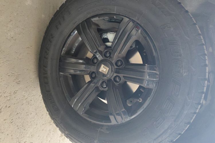 坦克300 2025款 2.0T 征服者车身外观6007